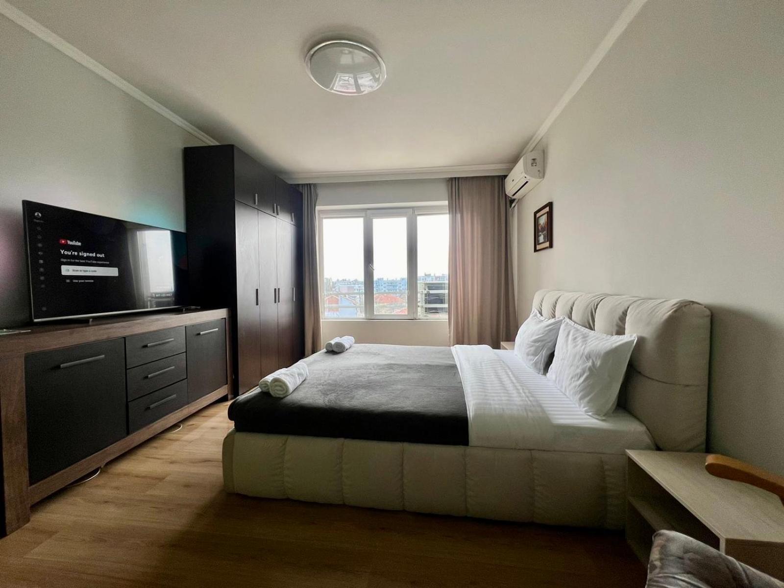 Amazing View Central 1 Bedroom Apartment Pazardzhik Eksteriør bilde