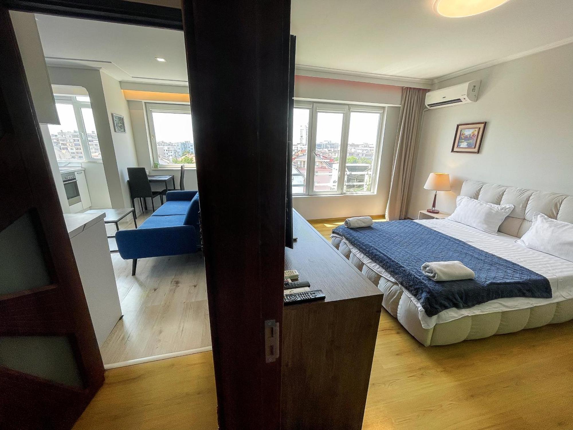 Amazing View Central 1 Bedroom Apartment Pazardzhik Eksteriør bilde